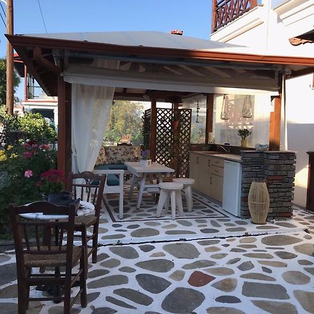 Niriides Hotel Амоляни Екстериор снимка
